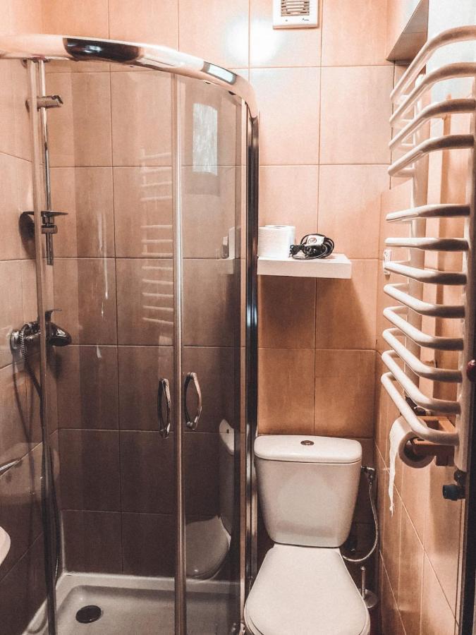 Chata Starych Znajomych Sanok Exteriör bild